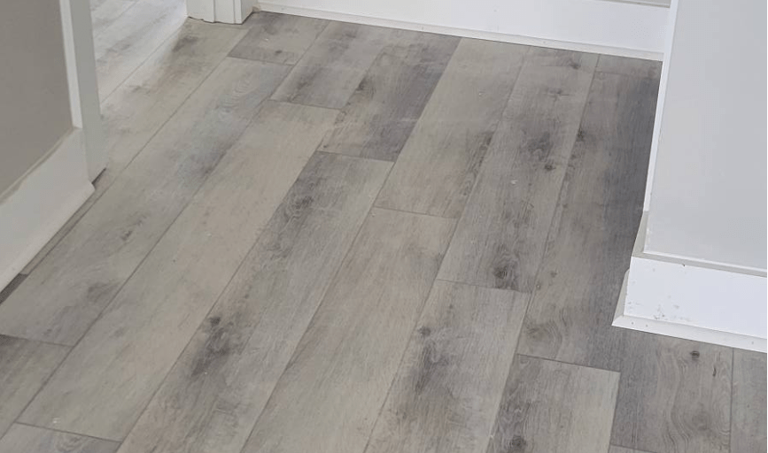 VINYL FLOORING